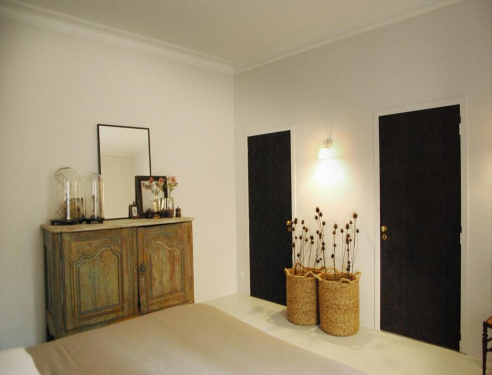 Montaren-et-Saint-Médiers Monte Arena Bed & Breakfast エクステリア 写真