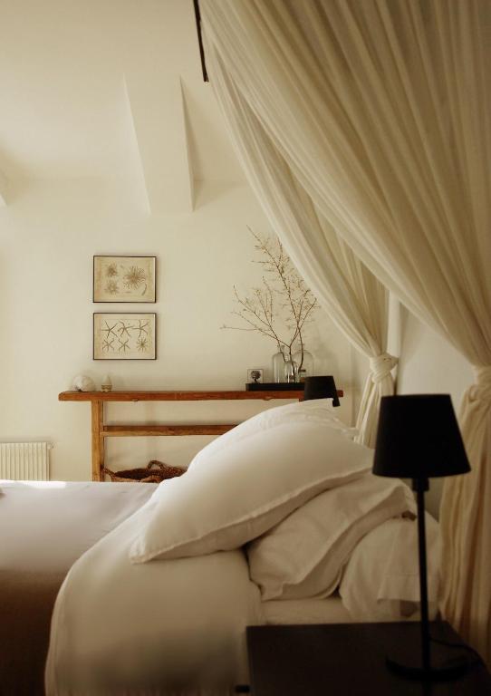 Montaren-et-Saint-Médiers Monte Arena Bed & Breakfast エクステリア 写真